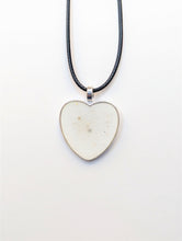 Load image into Gallery viewer, Resin Solid Color - Necklace