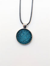 Load image into Gallery viewer, Resin Gemstone - Keychain